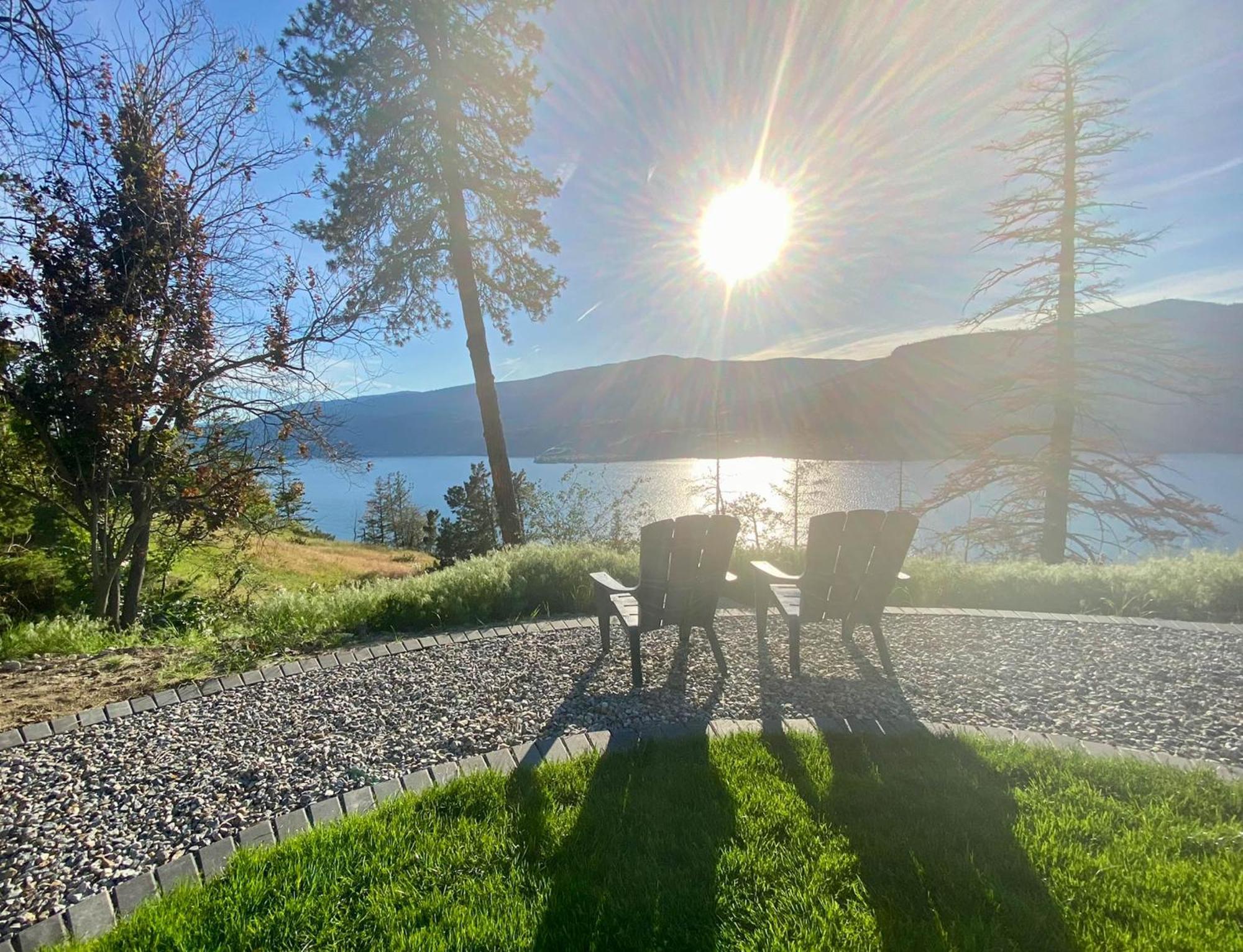 Kelowfornia Lakeview Retreat 킬로나 외부 사진