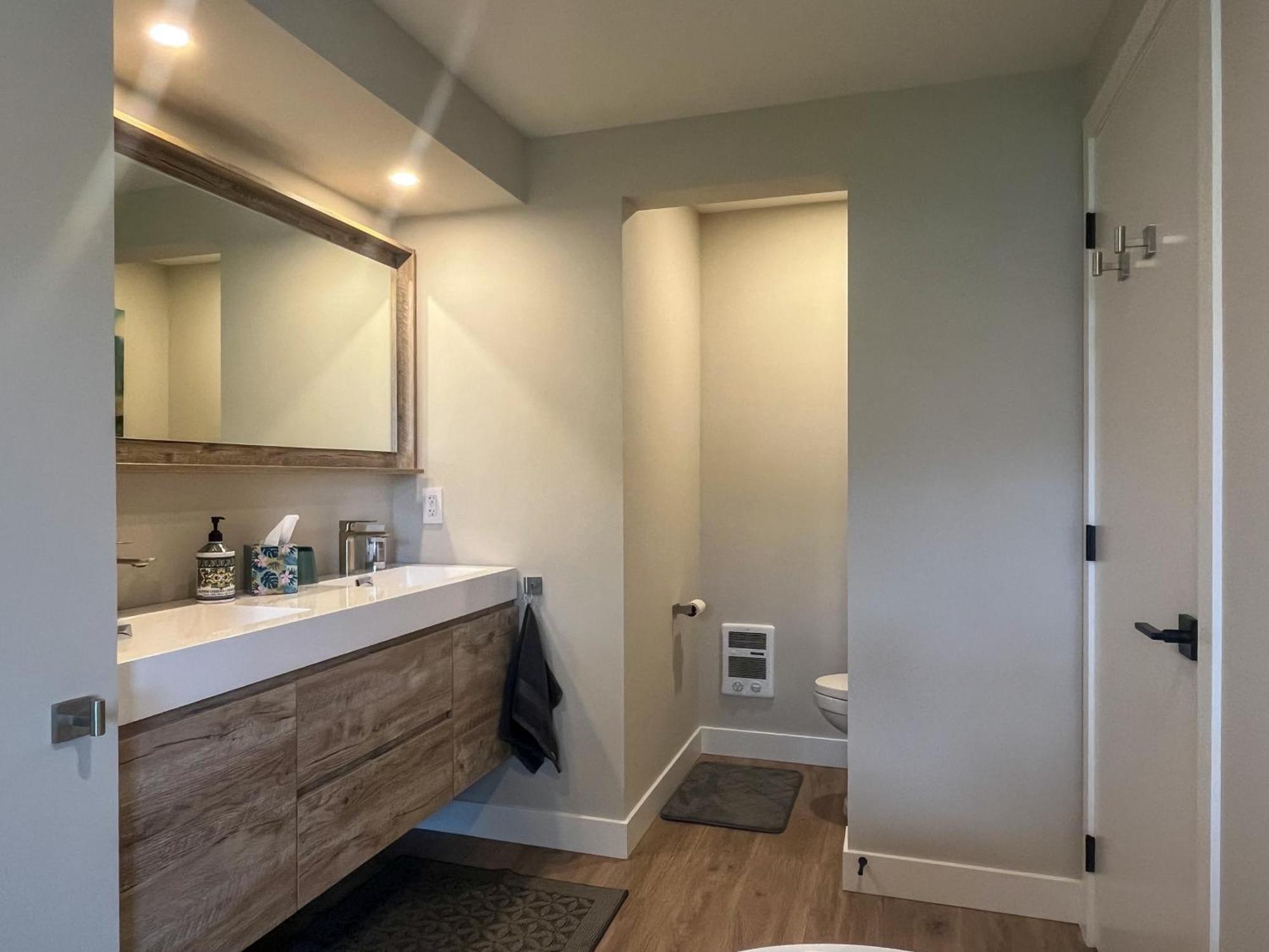 Kelowfornia Lakeview Retreat 킬로나 객실 사진